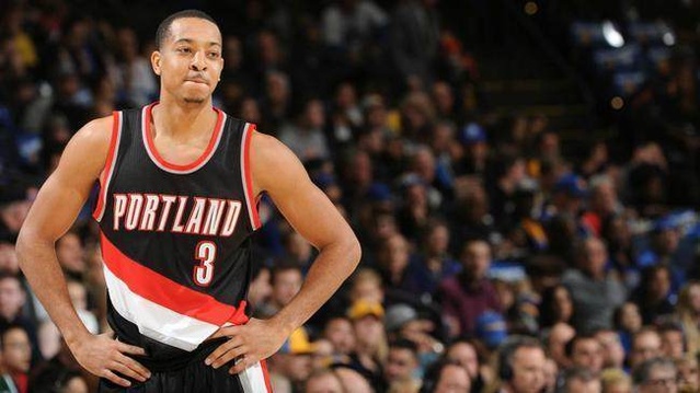 在防守上的 在防守上的